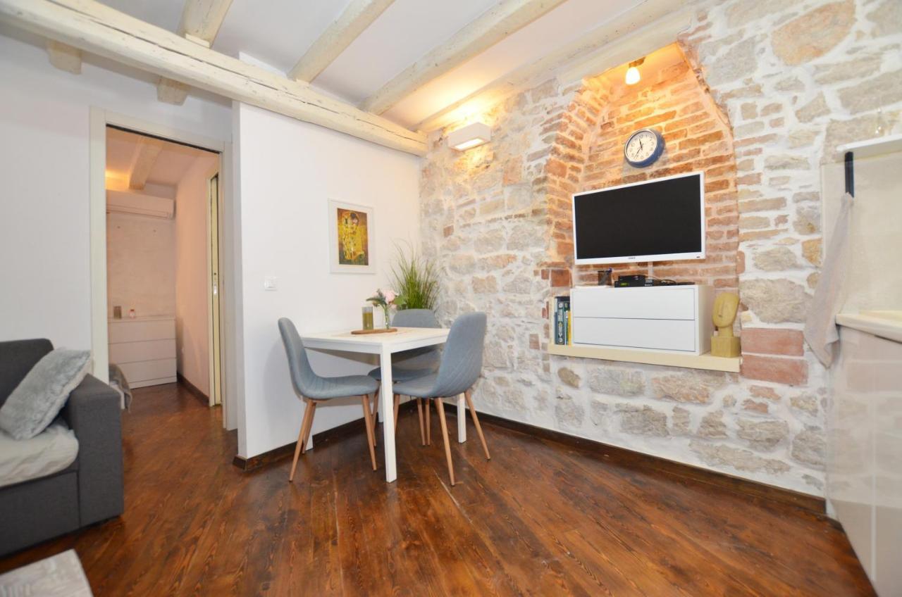 Pisinium Apartment Rovinj Exterior foto